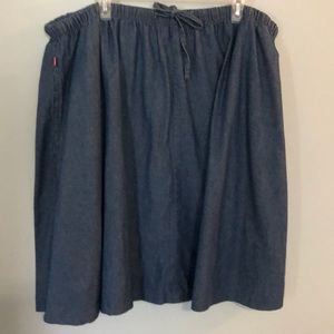 PLUS SIZE DENIM SKIRT